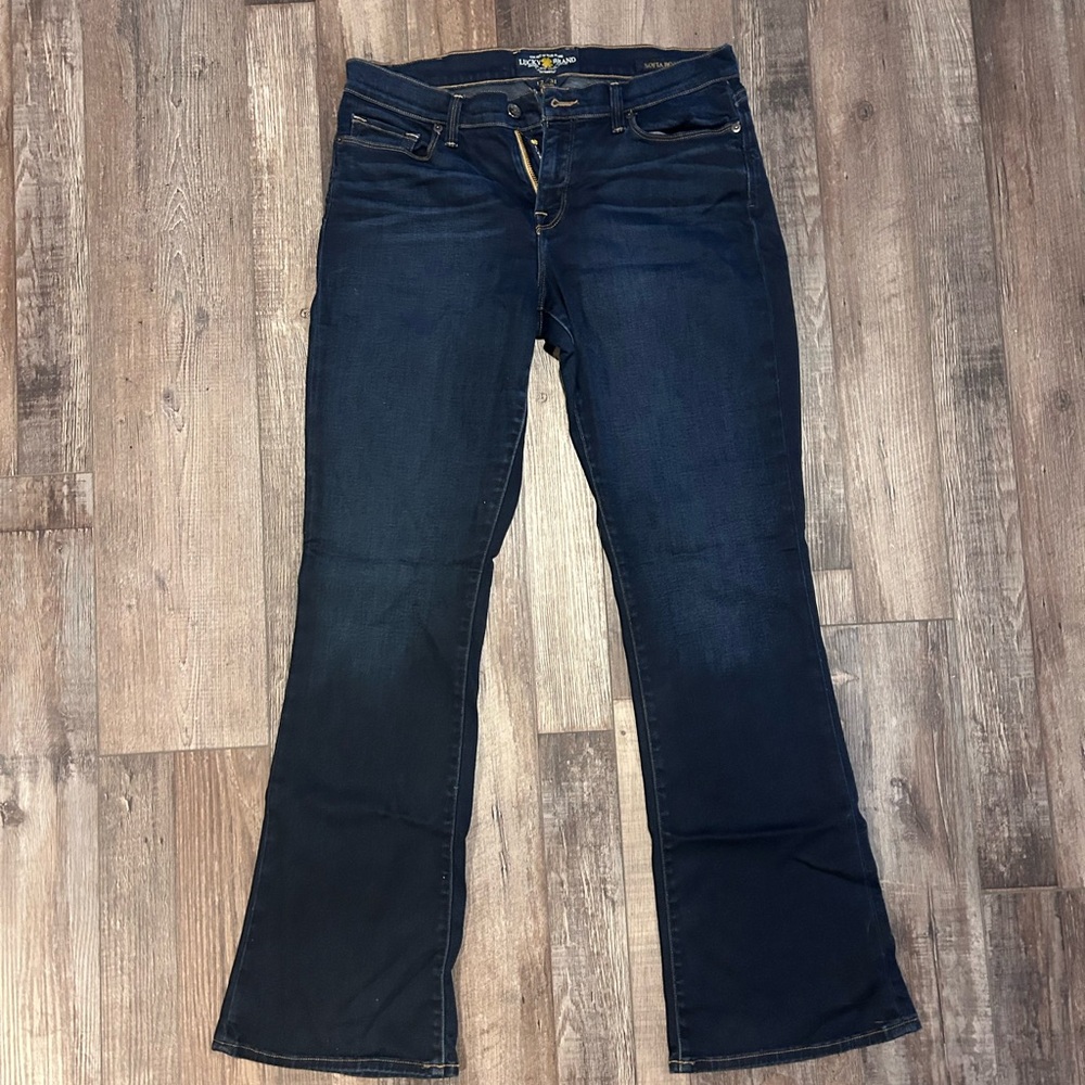 Women's Dark Bootcut Jeans